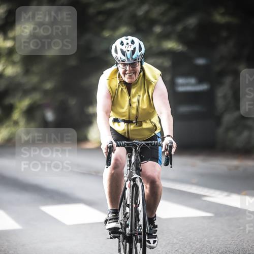 13.09.2026 - Stadtparktriathlon H.Heesch http://msf.ph/oto/10372320 13.09.2026 10:52:03 Radfahren 456, 482, 544, 777 meine-sportfotos.de