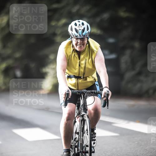 13.09.2026 - Stadtparktriathlon H.Heesch http://msf.ph/oto/10372325 13.09.2026 10:52:03 Radfahren 456, 482, 544, 777 meine-sportfotos.de