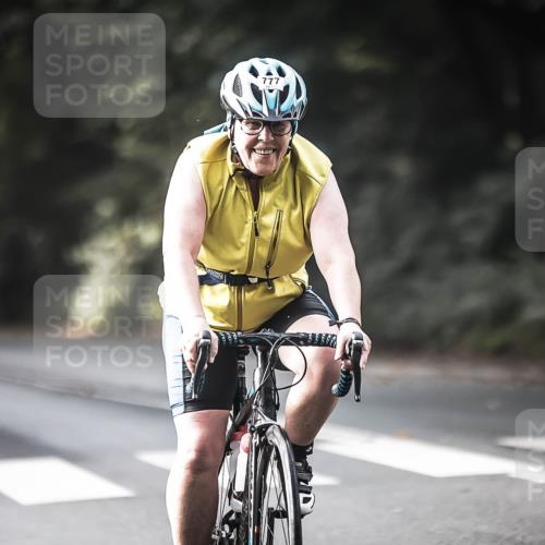 13.09.2026 - Stadtparktriathlon H.Heesch http://msf.ph/oto/10372336 13.09.2026 10:52:03 Radfahren 456, 482, 544, 777 meine-sportfotos.de
