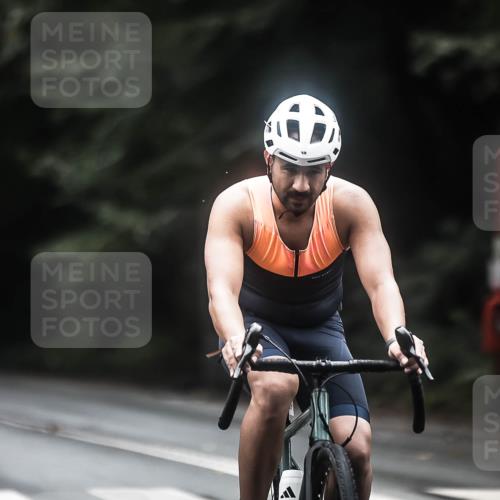 13.09.2026 - Stadtparktriathlon H.Heesch http://msf.ph/oto/10372351 13.09.2026 13:27:32 Radfahren 1357, 1429, 1471 meine-sportfotos.de