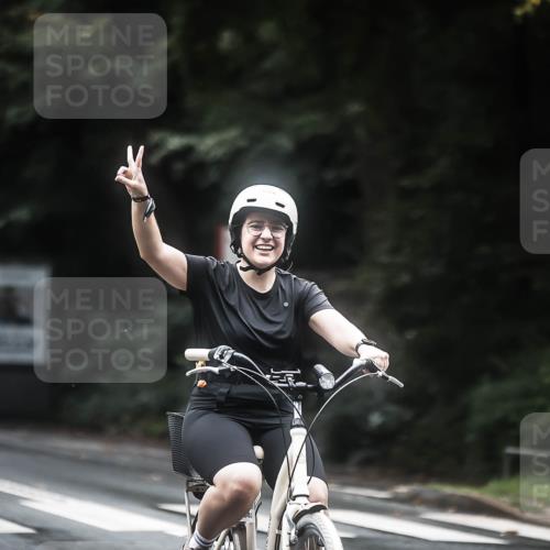 13.09.2026 - Stadtparktriathlon H.Heesch http://msf.ph/oto/10372370 13.09.2026 13:27:42 Radfahren 1082, 1505 meine-sportfotos.de