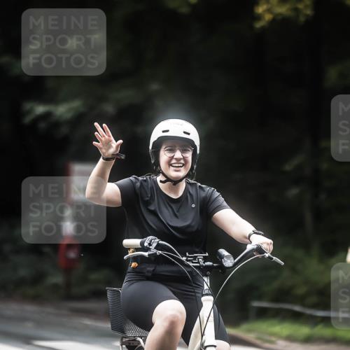 13.09.2026 - Stadtparktriathlon H.Heesch http://msf.ph/oto/10372384 13.09.2026 13:27:42 Radfahren 1082, 1505 meine-sportfotos.de