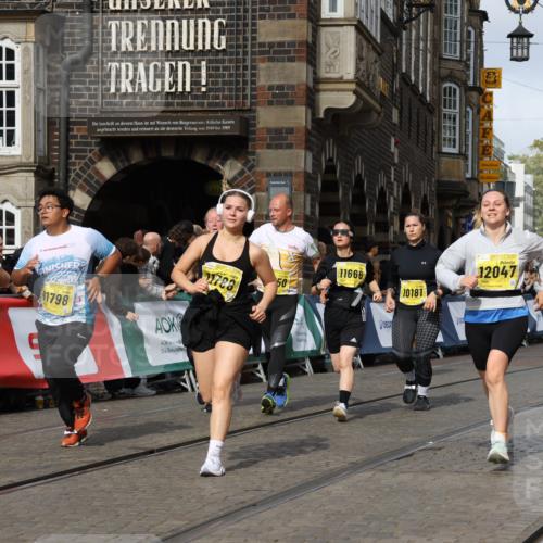 13.09.2026 - 21. swb-Marathon Bremen Strokosch-Dieckow http://msf.ph/oto/10372414 13.09.2026 11:01:39 Ziel 10560, 10647, 10648, 10678, 10892, 11260, 11306, 11459, 11467, 11681, 11682, 11751, 11788, 11796, 11813, 11816, 11969, 11970, 12047, 12062, 12245, 12283, 12390, 12391, 10332, 10409, 10444, 11075, 11115, 11150, 11369, 11412, 11413, 11479, 11486, 11668, 11747, 11859, 11985, 11986, 12379, 12412, 12466 meine-sportfotos.de