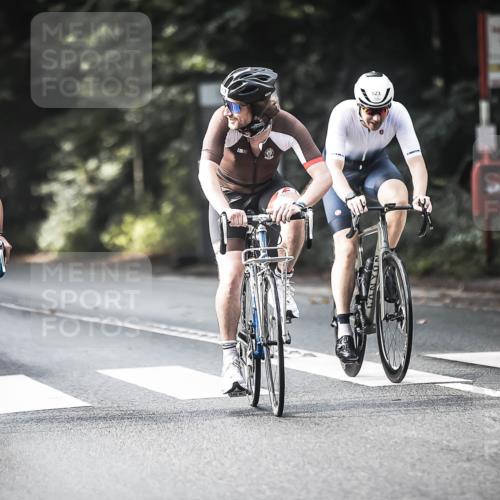13.09.2026 - Stadtparktriathlon H.Heesch http://msf.ph/oto/10372430 13.09.2026 10:52:10 Radfahren 463, 469, 482, 523, 578 meine-sportfotos.de