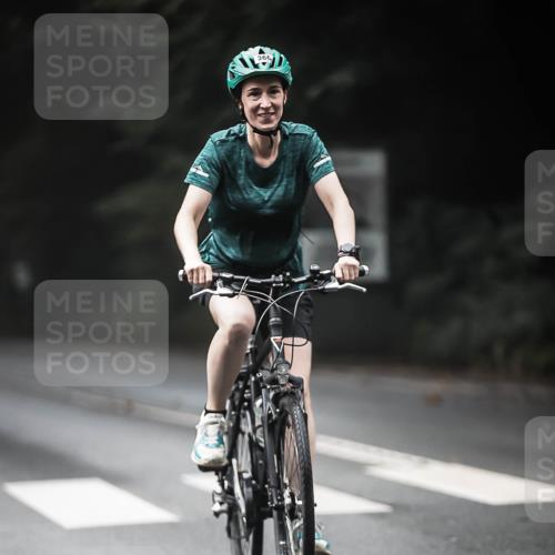 13.09.2026 - Stadtparktriathlon H.Heesch http://msf.ph/oto/10372433 13.09.2026 10:22:12 Radfahren 252, 366 meine-sportfotos.de