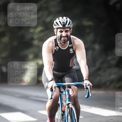 13.09.2026 - Stadtparktriathlon H.Heesch http://msf.ph/oto/10372463 13.09.2026 10:52:12 Radfahren 463, 469, 482, 505, 523, 578 meine-sportfotos.de