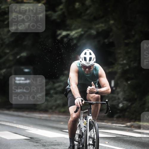 13.09.2026 - Stadtparktriathlon H.Heesch http://msf.ph/oto/10372524 13.09.2026 13:27:50 Radfahren 1322, 1323, 1326, 1397, 1401, 1505 meine-sportfotos.de