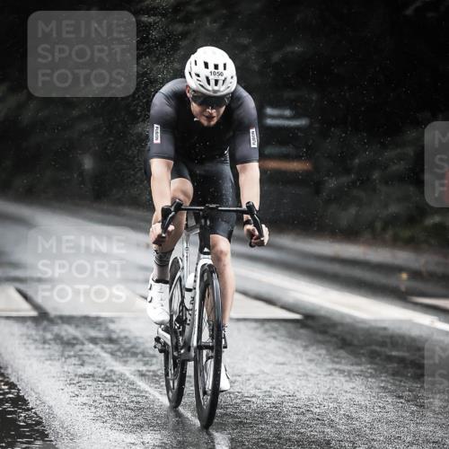 13.09.2026 - Stadtparktriathlon H.Heesch http://msf.ph/oto/10372527 13.09.2026 12:08:17 Radfahren 1006, 1050 meine-sportfotos.de