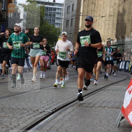 13.09.2026 - 21. swb-Marathon Bremen Strokosch-Dieckow http://msf.ph/oto/10372539 13.09.2026 13:36:56 Ziel 164, 372, 900, 1738, 1880, 1936, 2467, 2673, 2700, 2731, 2819, 2823, 3067, 3585, 3815, 4006, 4050, 4182, 4216, 4304, 4414, 4676, 4892, 5061, 5656, 5781, 5823, 6050, 6280, 6340, 6516, 6527, 6568, 7039, 7229, 7237, 7249, 7344, 7656, 7765, 7808, 8525, 8723, 8790, 8905, 9658, 9776, 9807, 9899, 10068, 10070, 950, 1285, 1849, 1854, 1991, 2241, 2531, 2930, 3732, 3787, 3894, 3909, 4261, 4410, 4448, 4932, 4947, 5547, 5577, 6046, 6056, 6431, 6629, 6961, 7006, 7398, 7445, 7937, 8268 meine-sportfotos.de