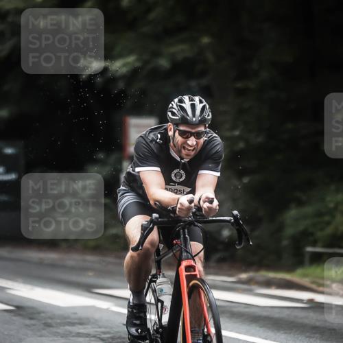 13.09.2026 - Stadtparktriathlon H.Heesch http://msf.ph/oto/10372557 13.09.2026 13:27:52 Radfahren 1322, 1323, 1326, 1397, 1401, 1460 meine-sportfotos.de