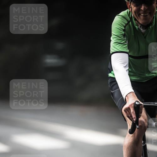 13.09.2026 - Stadtparktriathlon H.Heesch http://msf.ph/oto/10372570 13.09.2026 10:22:21 Radfahren 232, 297, 299, 302, 464 meine-sportfotos.de
