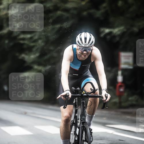 13.09.2026 - Stadtparktriathlon H.Heesch http://msf.ph/oto/10372573 13.09.2026 13:27:53 Radfahren 1322, 1323, 1326, 1397, 1401, 1460 meine-sportfotos.de