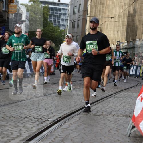 13.09.2026 - 21. swb-Marathon Bremen Strokosch-Dieckow http://msf.ph/oto/10372574 13.09.2026 13:36:56 Ziel 164, 372, 900, 1738, 1880, 1936, 2467, 2673, 2700, 2731, 2819, 2823, 3067, 3585, 3815, 4006, 4050, 4182, 4216, 4304, 4414, 4676, 4892, 5061, 5656, 5781, 5823, 6050, 6280, 6340, 6516, 6527, 6568, 7039, 7229, 7237, 7249, 7344, 7656, 7765, 7808, 8525, 8723, 8790, 8905, 9658, 9776, 9807, 9899, 10068, 10070, 950, 1285, 1849, 1854, 1991, 2241, 2531, 2930, 3732, 3787, 3894, 3909, 4261, 4410, 4448, 4932, 4947, 5547, 5577, 6046, 6056, 6431, 6629, 6961, 7006, 7398, 7445, 7937, 8268 meine-sportfotos.de
