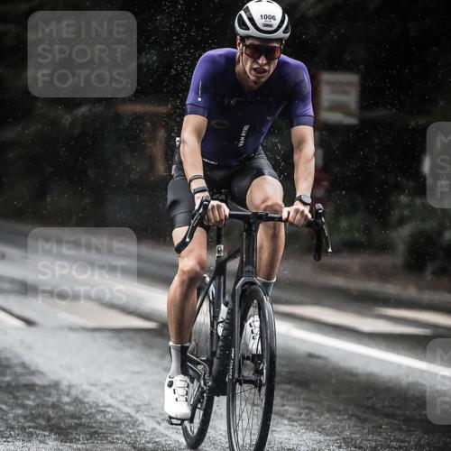 13.09.2026 - Stadtparktriathlon H.Heesch http://msf.ph/oto/10372602 13.09.2026 12:08:21 Radfahren 1006, 1050 meine-sportfotos.de