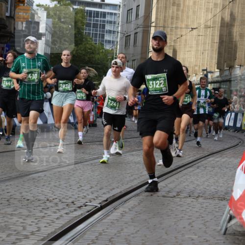 13.09.2026 - 21. swb-Marathon Bremen Strokosch-Dieckow http://msf.ph/oto/10372619 13.09.2026 13:36:56 Ziel 164, 372, 900, 1738, 1880, 1936, 2467, 2673, 2700, 2731, 2819, 2823, 3067, 3585, 3815, 4006, 4050, 4182, 4216, 4304, 4414, 4676, 4892, 5061, 5656, 5781, 5823, 6050, 6280, 6340, 6516, 6527, 6568, 7039, 7229, 7237, 7249, 7344, 7656, 7765, 7808, 8525, 8723, 8790, 8905, 9658, 9776, 9807, 9899, 10068, 10070, 950, 1285, 1849, 1854, 1991, 2241, 2531, 2930, 3732, 3787, 3894, 3909, 4261, 4410, 4448, 4932, 4947, 5547, 5577, 6046, 6056, 6431, 6629, 6961, 7006, 7398, 7445, 7937, 8268 meine-sportfotos.de