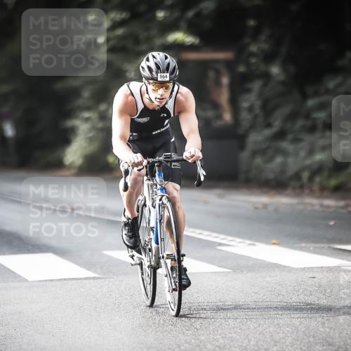13.09.2026 - Stadtparktriathlon H.Heesch http://msf.ph/oto/10372632 13.09.2026 10:52:23 Radfahren 490, 505, 564, 568, 575, 581 meine-sportfotos.de