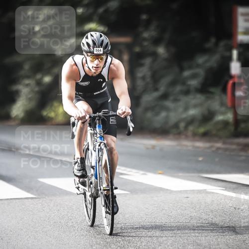 13.09.2026 - Stadtparktriathlon H.Heesch http://msf.ph/oto/10372638 13.09.2026 10:52:23 Radfahren 490, 505, 564, 568, 575, 581 meine-sportfotos.de