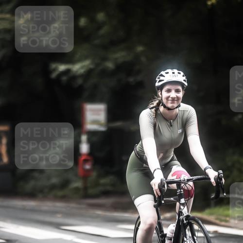 13.09.2026 - Stadtparktriathlon H.Heesch http://msf.ph/oto/10372652 13.09.2026 13:27:56 Radfahren 1322, 1323, 1348, 1397, 1401, 1460, 1521 meine-sportfotos.de