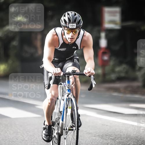 13.09.2026 - Stadtparktriathlon H.Heesch http://msf.ph/oto/10372657 13.09.2026 10:52:24 Radfahren 371, 490, 564, 568, 575, 581 meine-sportfotos.de