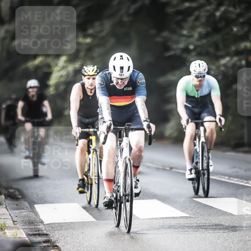 13.09.2026 - Stadtparktriathlon H.Heesch http://msf.ph/oto/10372677 13.09.2026 10:52:26 Radfahren 371, 490, 502, 564, 568, 575, 581 meine-sportfotos.de
