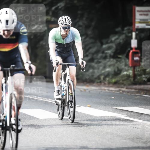 13.09.2026 - Stadtparktriathlon H.Heesch http://msf.ph/oto/10372698 13.09.2026 10:52:27 Radfahren 371, 490, 502, 518, 564, 568, 575, 581, 584 meine-sportfotos.de