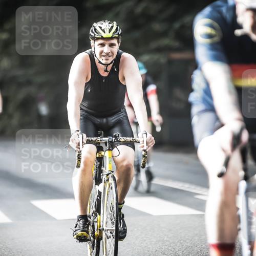 13.09.2026 - Stadtparktriathlon H.Heesch http://msf.ph/oto/10372713 13.09.2026 10:52:28 Radfahren 371, 490, 502, 518, 564, 568, 575, 581, 584 meine-sportfotos.de