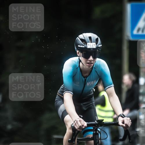 13.09.2026 - Stadtparktriathlon H.Heesch http://msf.ph/oto/10372729 13.09.2026 13:28:02 Radfahren 1334, 1347, 1348, 1355, 1356, 1364, 1448, 1460, 1521 meine-sportfotos.de