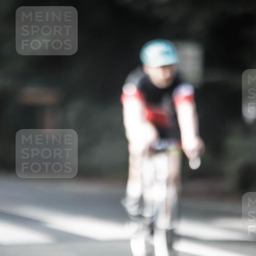 13.09.2026 - Stadtparktriathlon H.Heesch http://msf.ph/oto/10372731 13.09.2026 10:52:29 Radfahren 371, 412, 479, 490, 502, 518, 564, 568, 575, 581, 584 meine-sportfotos.de