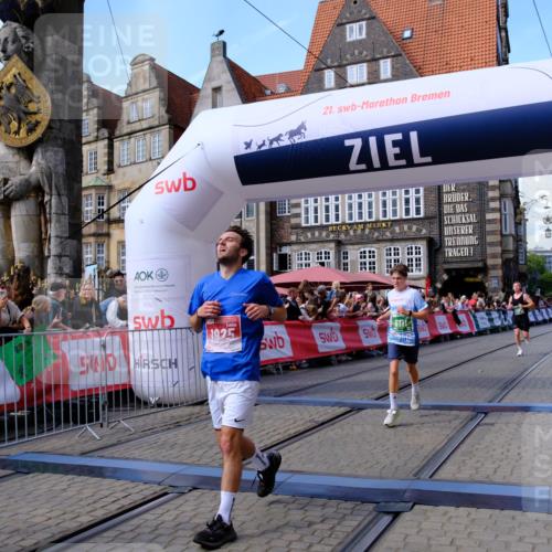 13.09.2026 - 21. swb-Marathon Bremen Tim E. http://msf.ph/oto/10372753 13.09.2026 13:09:48 Ziel 1034, 3197, 4473, 4782, 4895, 5111, 6652, 8759, 9789, 9866 meine-sportfotos.de