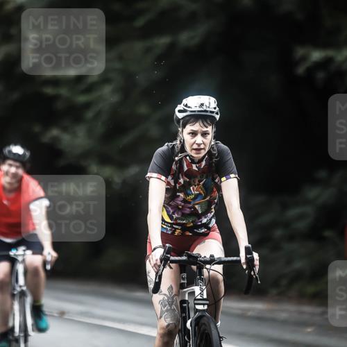 13.09.2026 - Stadtparktriathlon H.Heesch http://msf.ph/oto/10372771 13.09.2026 13:28:07 Radfahren 1314, 1334, 1347, 1348, 1355, 1356, 1364, 1448, 1458, 1521 meine-sportfotos.de