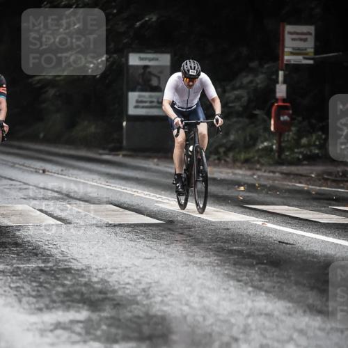 13.09.2026 - Stadtparktriathlon H.Heesch http://msf.ph/oto/10372783 13.09.2026 12:08:34 Radfahren 761, 907, 961, 966, 969, 1058, 1064 meine-sportfotos.de
