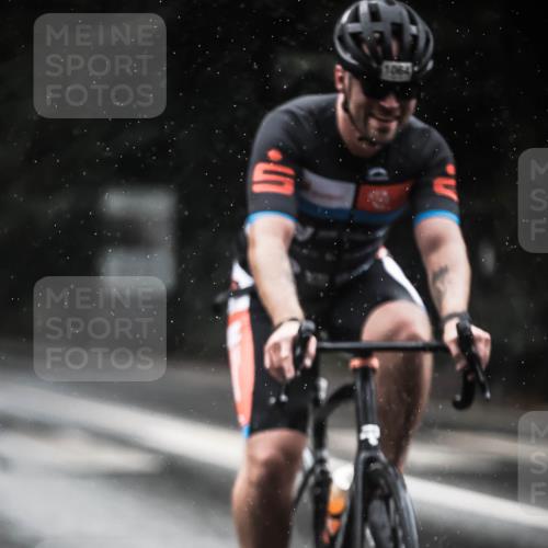13.09.2026 - Stadtparktriathlon H.Heesch http://msf.ph/oto/10372837 13.09.2026 12:08:36 Radfahren 907, 966, 969, 1064 meine-sportfotos.de