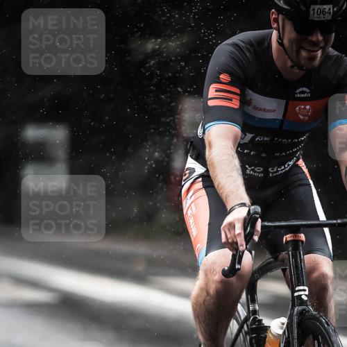 13.09.2026 - Stadtparktriathlon H.Heesch http://msf.ph/oto/10372843 13.09.2026 12:08:36 Radfahren 907, 966, 969, 1064 meine-sportfotos.de