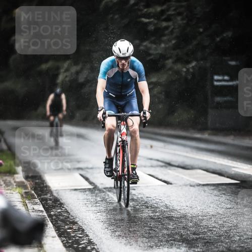 13.09.2026 - Stadtparktriathlon H.Heesch http://msf.ph/oto/10372853 13.09.2026 12:08:40 Radfahren 835, 907, 966, 1064 meine-sportfotos.de