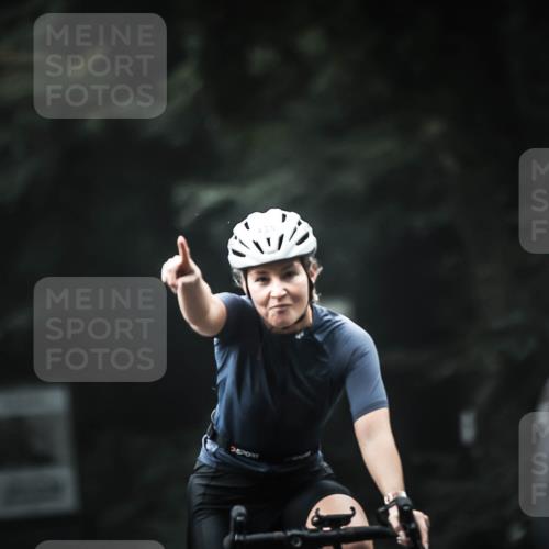 13.09.2026 - Stadtparktriathlon H.Heesch http://msf.ph/oto/10372859 13.09.2026 10:22:42 Radfahren 217, 285, 319, 339, 375, 408, 431, 435, 442 meine-sportfotos.de