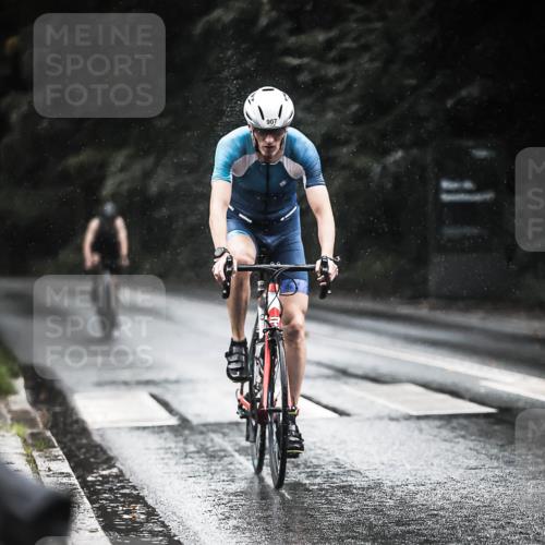 13.09.2026 - Stadtparktriathlon H.Heesch http://msf.ph/oto/10372860 13.09.2026 12:08:40 Radfahren 835, 907, 966, 1064 meine-sportfotos.de