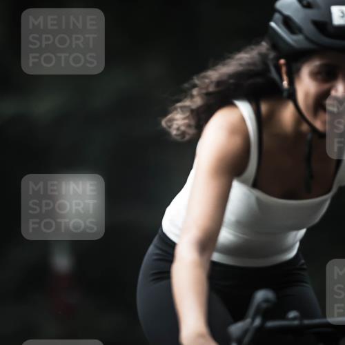 13.09.2026 - Stadtparktriathlon H.Heesch http://msf.ph/oto/10372892 13.09.2026 10:22:43 Radfahren 217, 285, 319, 339, 375, 408, 431, 435, 442 meine-sportfotos.de