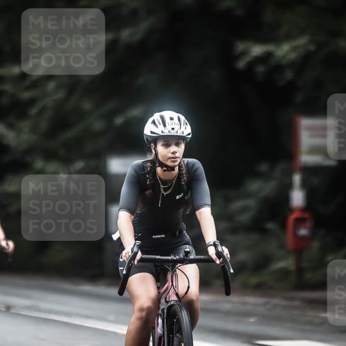 13.09.2026 - Stadtparktriathlon H.Heesch http://msf.ph/oto/10372906 13.09.2026 13:28:13 Radfahren 1314, 1341, 1347, 1356, 1458, 1473, 1511 meine-sportfotos.de