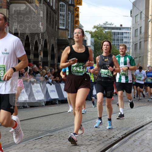 13.09.2026 - 21. swb-Marathon Bremen Strokosch-Dieckow http://msf.ph/oto/10372909 13.09.2026 13:37:00 Ziel 164, 813, 843, 1936, 2467, 2673, 2731, 2819, 2823, 3067, 3585, 3635, 3815, 3998, 4006, 4050, 4182, 4216, 4304, 4335, 4414, 4676, 4892, 5061, 5447, 5656, 5781, 5823, 6050, 6280, 6340, 6516, 6527, 6568, 6966, 7039, 7229, 7237, 7249, 7344, 7640, 7656, 7765, 7808, 8685, 8723, 8790, 9658, 9776, 9807, 10068, 10070, 950, 1285, 1854, 1991, 2531, 3333, 3732, 3894, 4448, 4932, 4947, 5547, 5577, 6046, 6431, 6629, 6947, 6961, 7006, 7937, 8268, 9701 meine-sportfotos.de