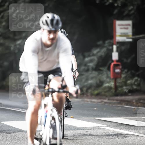 13.09.2026 - Stadtparktriathlon H.Heesch http://msf.ph/oto/10372916 13.09.2026 10:52:36 Radfahren 371, 412, 454, 479, 502, 518, 569, 584 meine-sportfotos.de