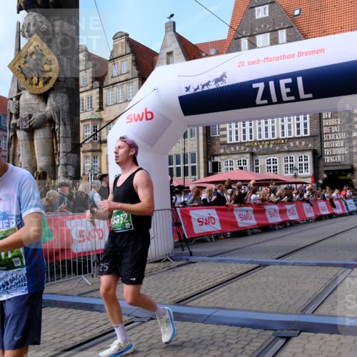 13.09.2026 - 21. swb-Marathon Bremen Tim E. http://msf.ph/oto/10372923 13.09.2026 13:09:52 Ziel 195, 4473, 4782, 5111, 6652, 9241, 9789 meine-sportfotos.de