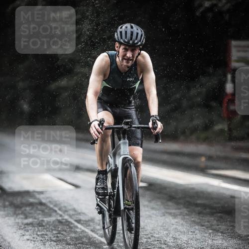 13.09.2026 - Stadtparktriathlon H.Heesch http://msf.ph/oto/10372933 13.09.2026 12:08:43 Radfahren 835, 907 meine-sportfotos.de