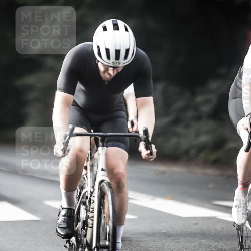 13.09.2026 - Stadtparktriathlon H.Heesch http://msf.ph/oto/10373012 13.09.2026 10:52:45 Radfahren 347, 383, 416, 529, 550, 579 meine-sportfotos.de