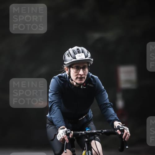 13.09.2026 - Stadtparktriathlon H.Heesch http://msf.ph/oto/10373056 13.09.2026 10:22:53 Radfahren 314, 339, 380, 387, 431 meine-sportfotos.de