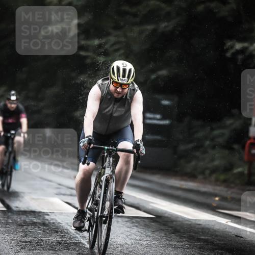 13.09.2026 - Stadtparktriathlon H.Heesch http://msf.ph/oto/10373080 13.09.2026 12:09:10 Radfahren 852, 1000, 1043 meine-sportfotos.de