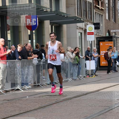 13.09.2026 - 21. swb-Marathon Bremen Strokosch-Dieckow http://msf.ph/oto/10373089 13.09.2026 12:20:32 Ziel 626, 1231, 974 meine-sportfotos.de