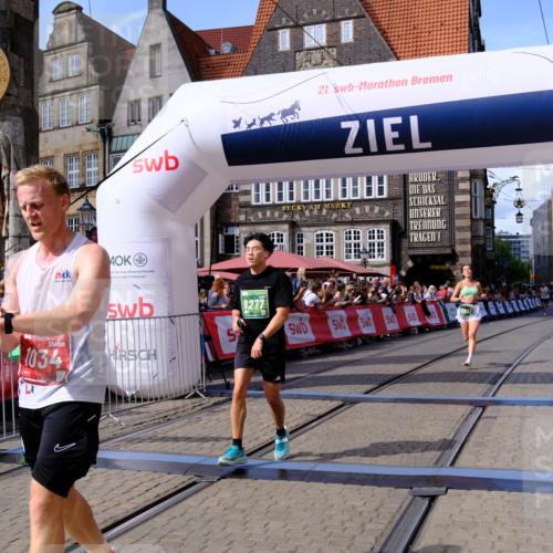 13.09.2026 - 21. swb-Marathon Bremen Tim E. http://msf.ph/oto/10373093 13.09.2026 13:10:13 Ziel 538, 567, 623, 1723, 1975, 2020, 2750, 4781, 5627, 8835, 9277, 9804, 9817 meine-sportfotos.de