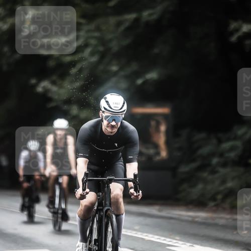 13.09.2026 - Stadtparktriathlon H.Heesch http://msf.ph/oto/10373111 13.09.2026 13:28:26 Radfahren 1353, 1369, 1373, 1388, 1407, 1420, 1425, 1461, 1464, 1482, 1500, 1519 meine-sportfotos.de