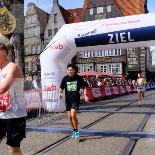 13.09.2026 - 21. swb-Marathon Bremen Tim E. http://msf.ph/oto/10373129 13.09.2026 13:10:13 Ziel 538, 567, 623, 1723, 1975, 2020, 2750, 4781, 5627, 8835, 9277, 9804, 9817 meine-sportfotos.de