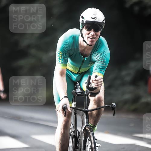 13.09.2026 - Stadtparktriathlon H.Heesch http://msf.ph/oto/10373133 13.09.2026 10:52:53 Radfahren 347, 354, 416, 543, 550 meine-sportfotos.de